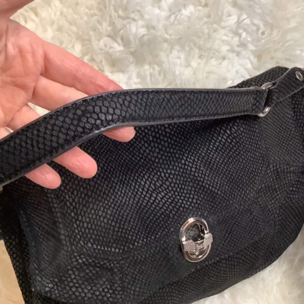 EUC Aimee Kestenburg black suede leather shoulder‎ chest snake - Picture 11 of 17